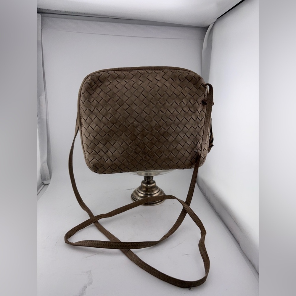 Vintage 1980's Bottega Veneta Intrecciato Leather Drawstring Bag​​ - Picture 3 of 14